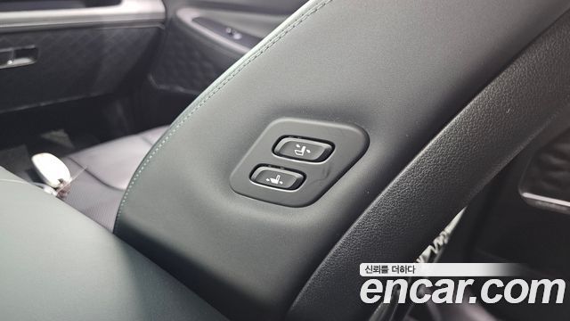 Hyundai Santafe 2021 — photo 33