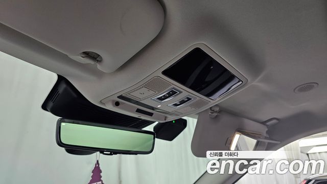 Land Rover Range Rover Evoque 2025 — photo 27