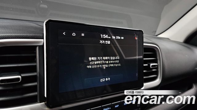 Hyundai Venue 2020 — photo 21