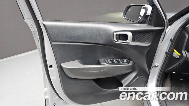 Hyundai Venue 2020 — photo 14