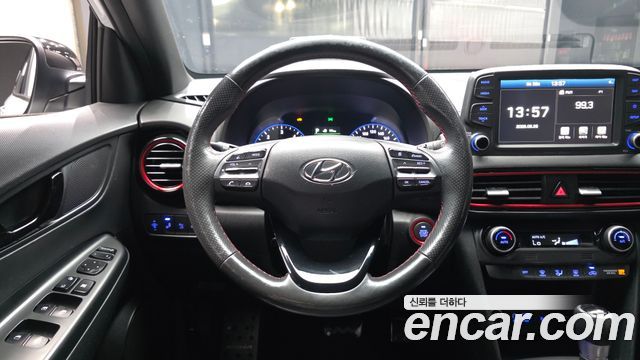 Hyundai Kona 2018 — photo 13