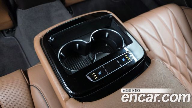 Genesis G80 2021 — photo 25