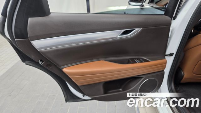 Genesis G80 2021 — photo 15