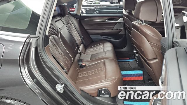 BMW Gran Turismo 2019 — photo 11
