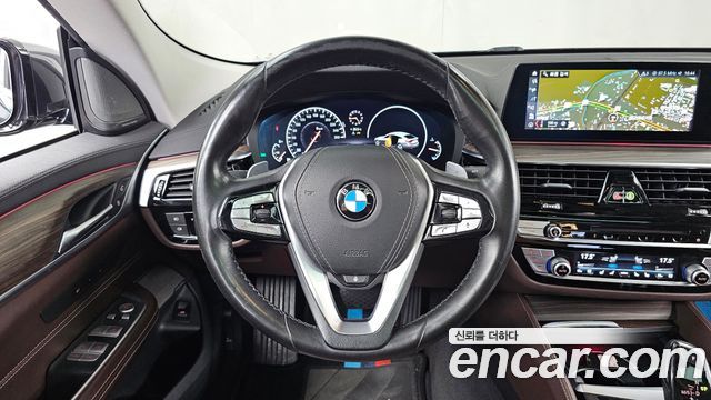 BMW Gran Turismo 2019 — photo 12