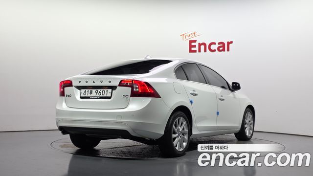 Volvo S60 2014 — photo 2