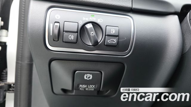 Volvo S60 2014 — photo 13