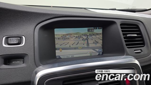 Volvo S60 2014 — photo 15