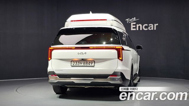 Kia Canival 2024 — photo 4