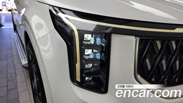 Kia Canival 2024 — photo 8