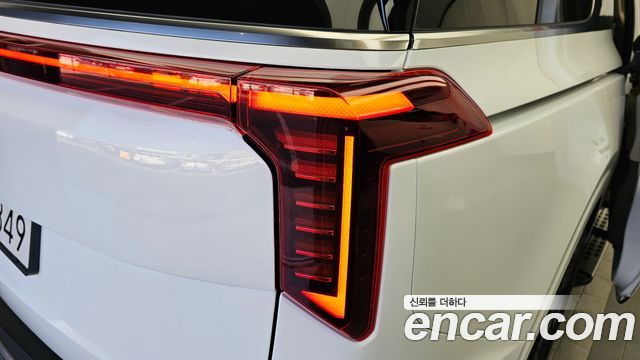Kia Canival 2024 — photo 9