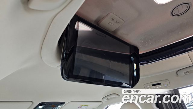Kia Canival 2024 — photo 28