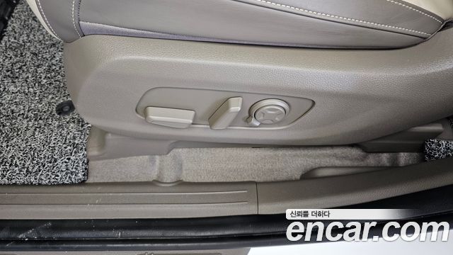 Kia Canival 2024 — photo 31