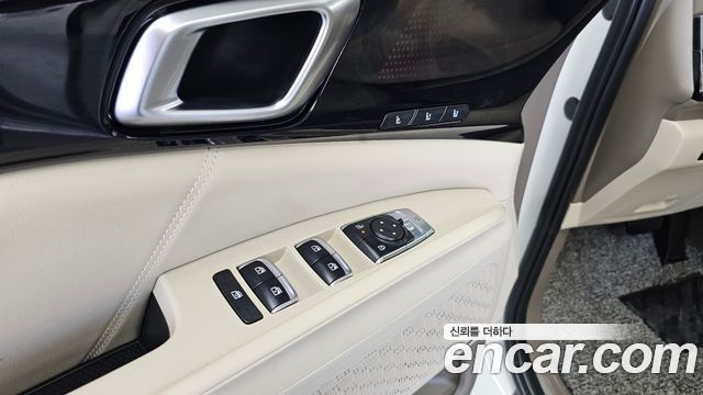 Kia Canival 2024 — photo 36