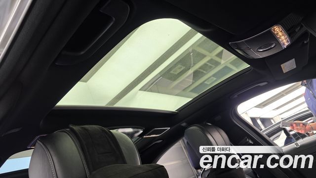 Mercedes-Benz S-Class 2015 — photo 18