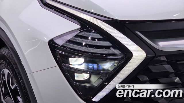 Kia Sportage 2024 — photo 8