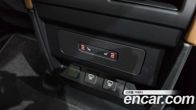 Land Rover Defender 2025 — photo 35