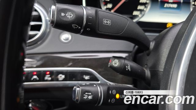 Mercedes-Benz S-Class 2016 — photo 15