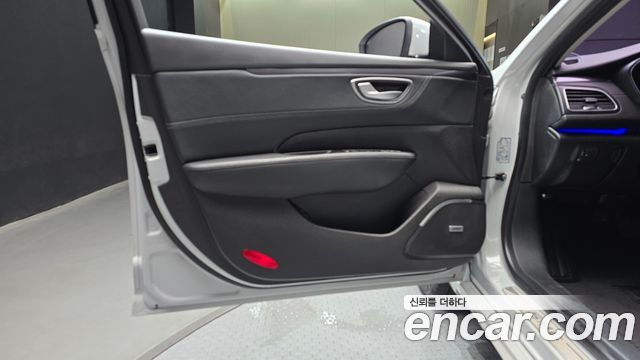 Renault Korea SM6 2016 — photo 14
