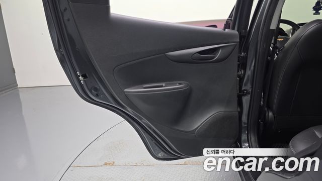 Chevrolet Korea Spark 2017 — photo 15