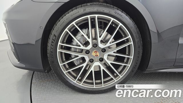 Porsche Panamera 2024 — photo 5