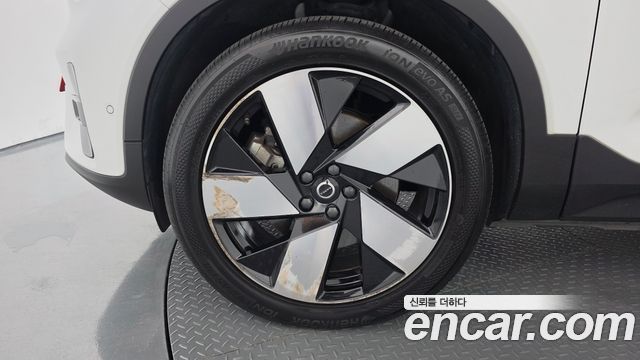 Volvo C40 2023 — photo 5