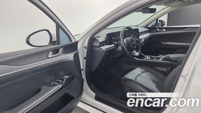 Kia K5 2024 — photo 10