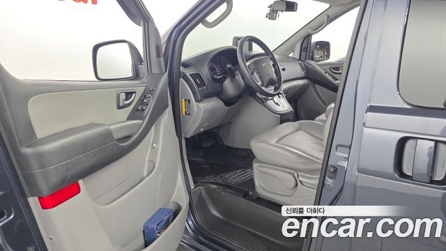 Hyundai Starex 2016 — photo 10