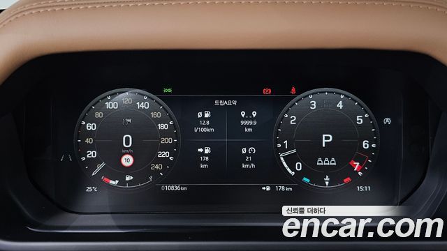 Land Rover Defender 2025 — photo 11