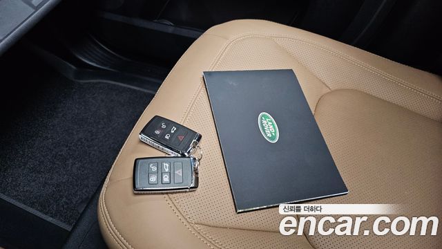 Land Rover Defender 2025 — photo 31