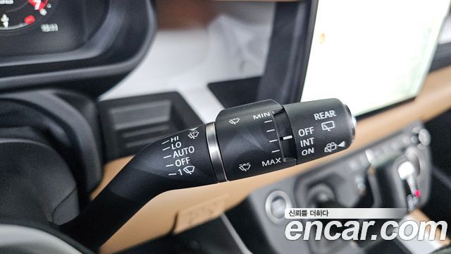 Land Rover Defender 2025 — photo 32