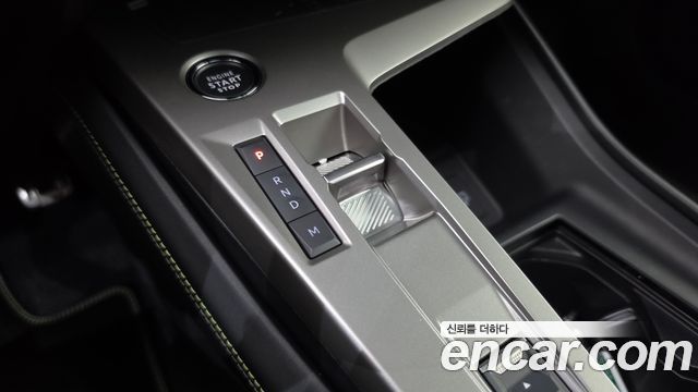 Peugeot 408 2025 — photo 12