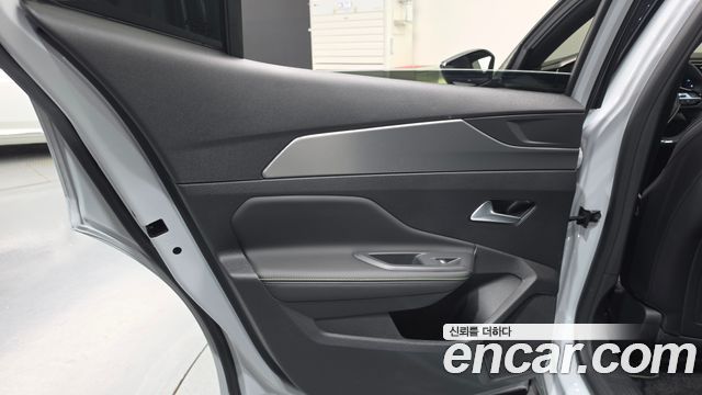 Peugeot 408 2025 — photo 15