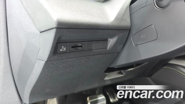 Peugeot 408 2025 — photo 27