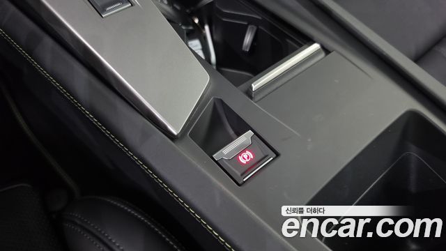 Peugeot 408 2025 — photo 31
