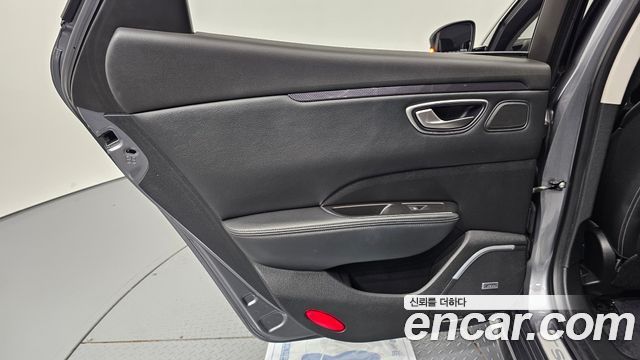 Renault Korea SM6 2016 — photo 15