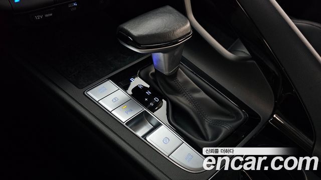 Hyundai AVANTE 2021 — photo 9