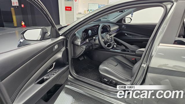Hyundai AVANTE 2021 — photo 10