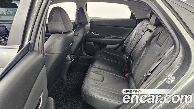 Hyundai AVANTE 2021 — photo 12