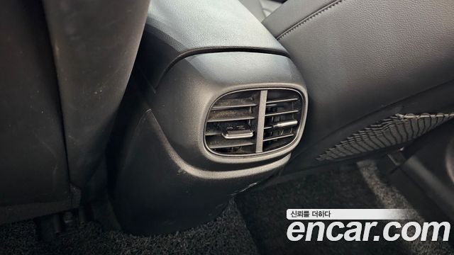 Hyundai AVANTE 2021 — photo 19