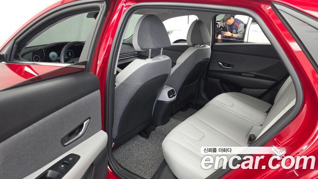 Hyundai AVANTE 2023 — photo 16
