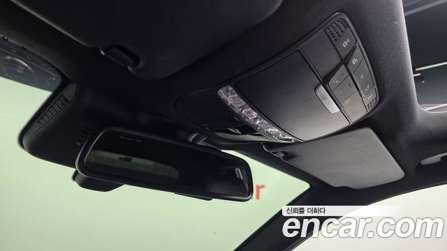 Mercedes-Benz GLC-Class 2018 — photo 30