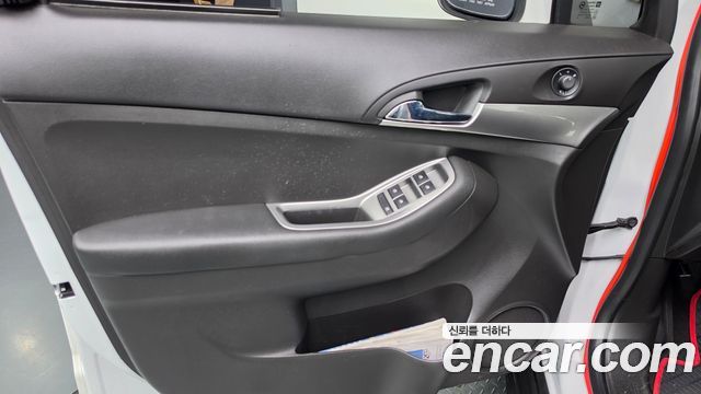 Chevrolet Korea Orlando 2015 — photo 14