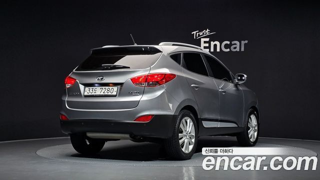 Hyundai Tucson 2012 — photo 2