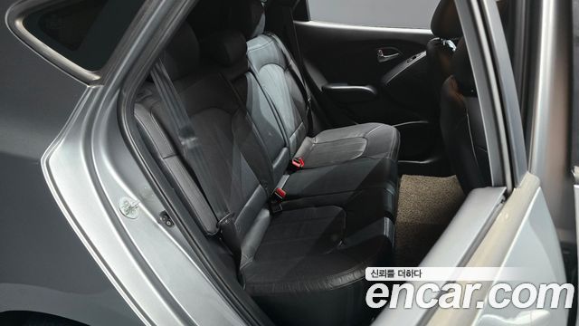 Hyundai Tucson 2012 — photo 17