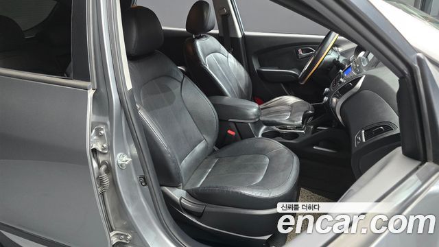 Hyundai Tucson 2012 — photo 16