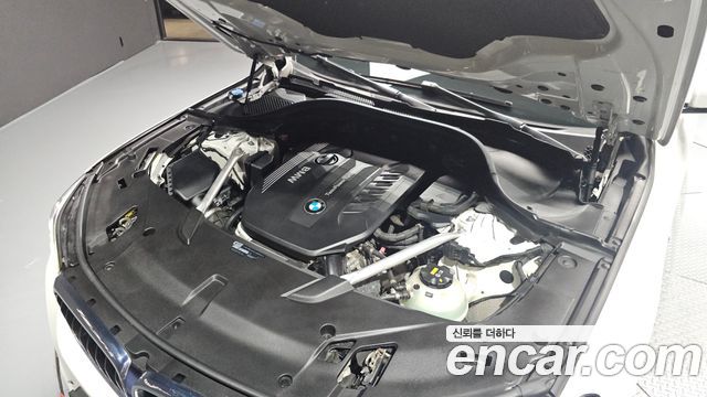 BMW Gran Turismo 2019 — photo 6