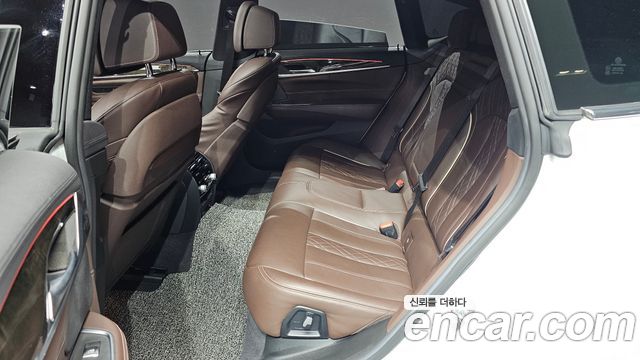 BMW Gran Turismo 2019 — photo 18