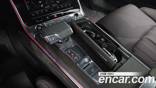 Audi A7 2023 — photo 12
