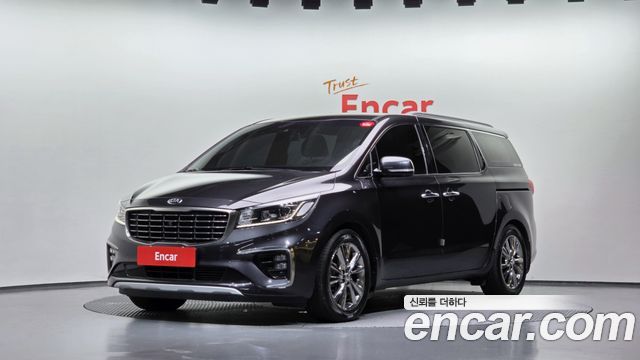 Kia Canival 2019 — photo 1